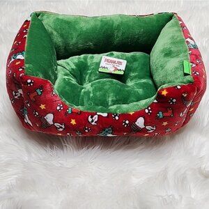 Charlie Brown Snoopy Christmas Pet Cat Dog Bed New With Tags 2025 Red Multicolor